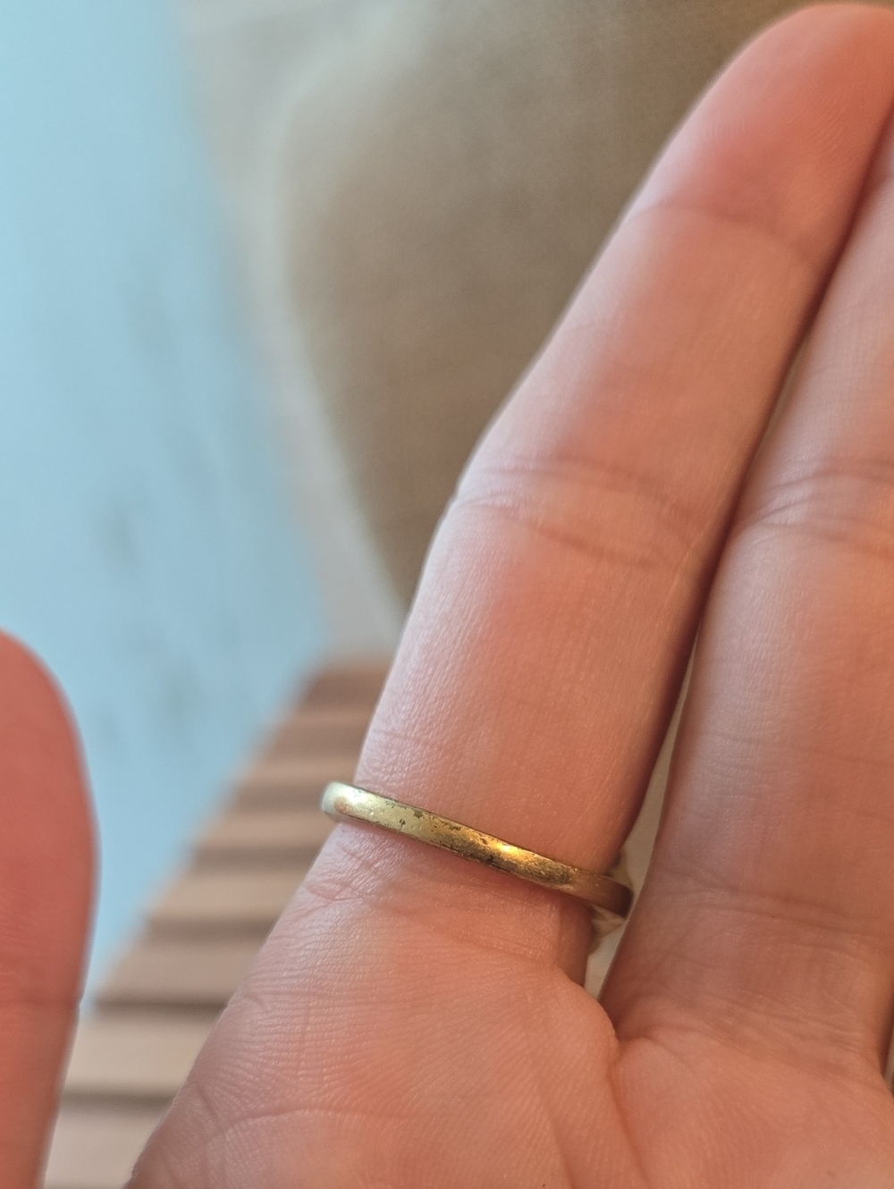 Chloe + Isabel Gold Tone Vintage Ring - Picture 4 of 6